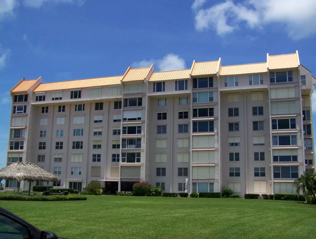 Edgewater Arms Condominium